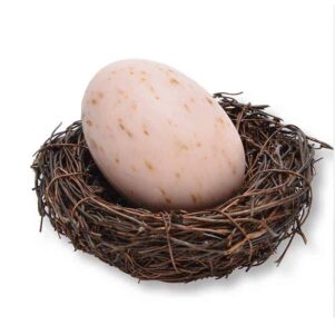 French Egg Soap - Rose Petal by La Lavande 75g